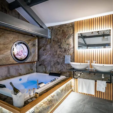 Architect's Loft *